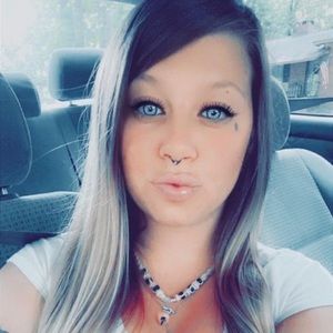 Meet your Posher, Lacey j